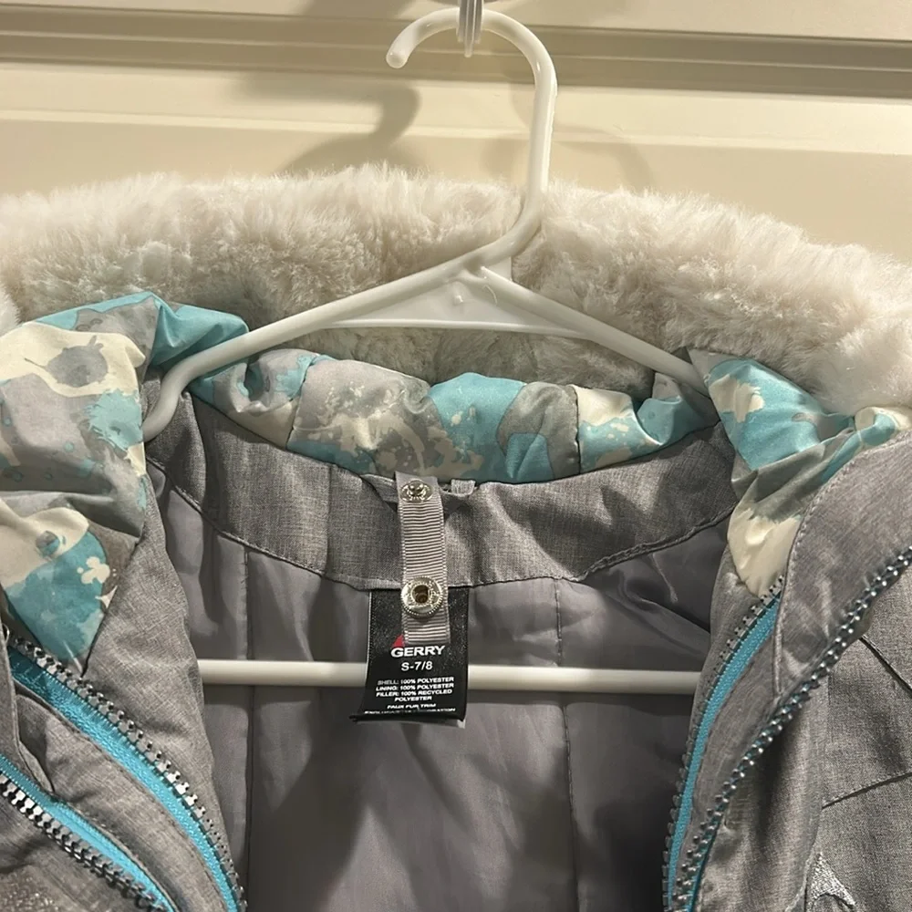 Gerry Girls ZipUp Winter Snow Ski Jacket Hood faux fur trim pockets size S 7/8